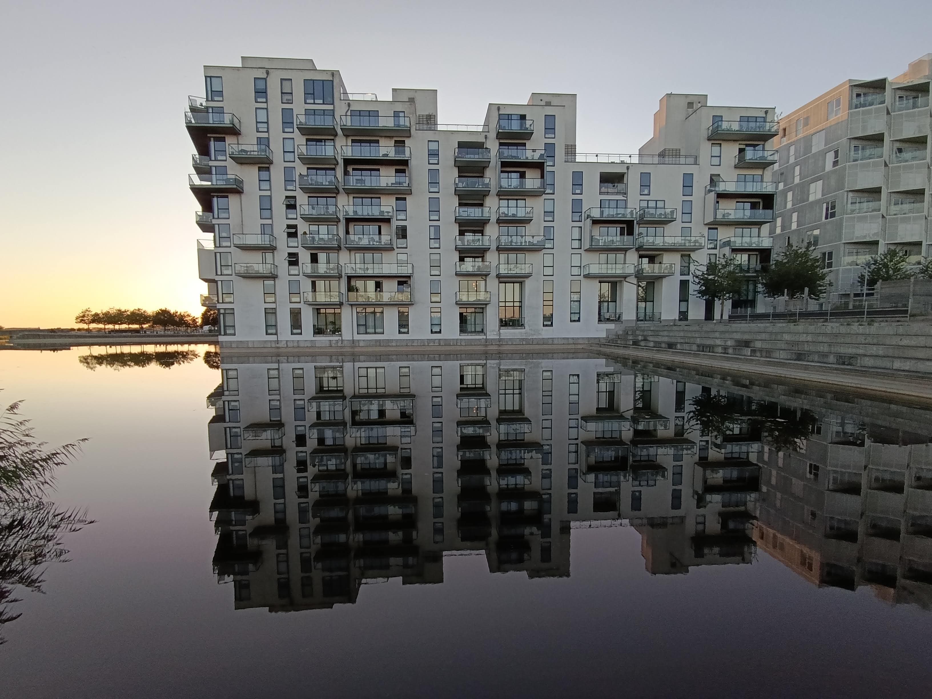 Photograph from Nufar Hatzbani’s portfolio — Copenhagen scene