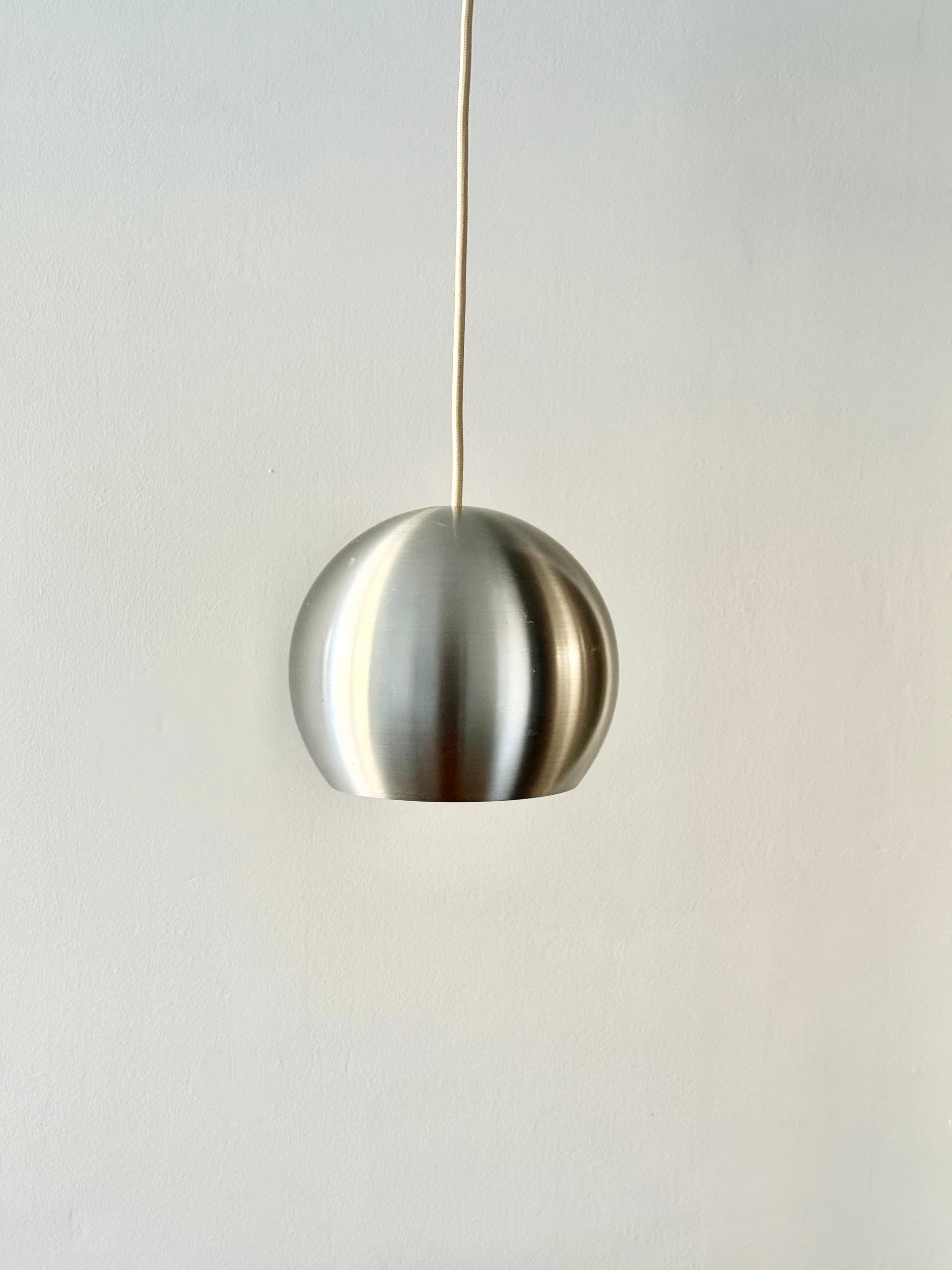Mid century Danish lighting - Silver ball lampshade (possibly Panton)